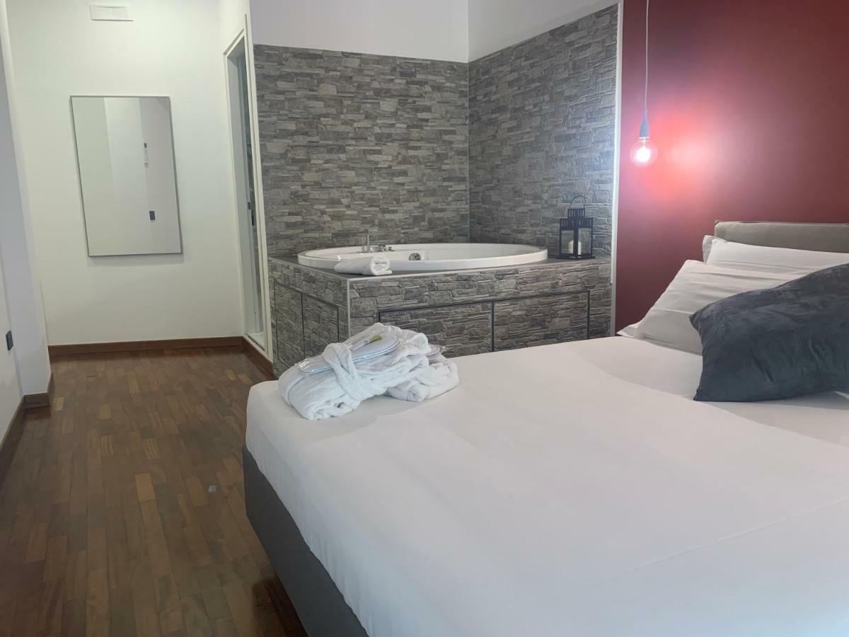 Cellamare Suite & Spa Neapel Exterior foto
